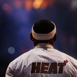 开云官网-米兰体育报披露，国际米兰对卡尔博尼外租热那亚处境不满，比萨俱乐部有意接手