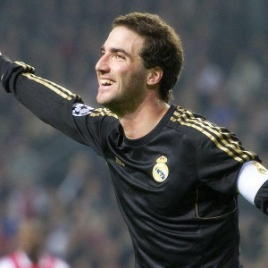 开云：勇士独行侠激战正酣，波杰首发携手库里，弗拉格复出添变数