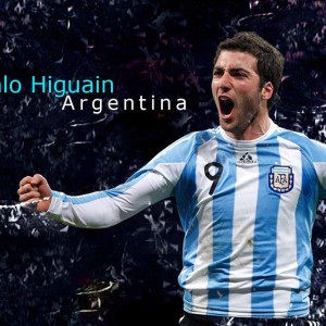 kaiyun.com_罗伯逊转会意愿揭晓，利物浦左后卫心属热刺引发足坛震动